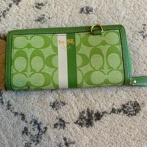 Coach wallet